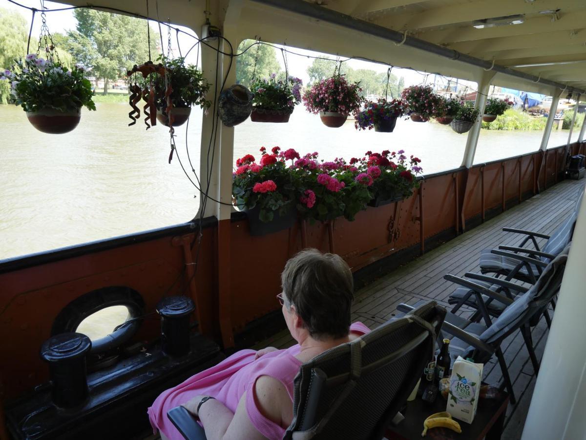De Logeerboot Dordrecht Exterior foto